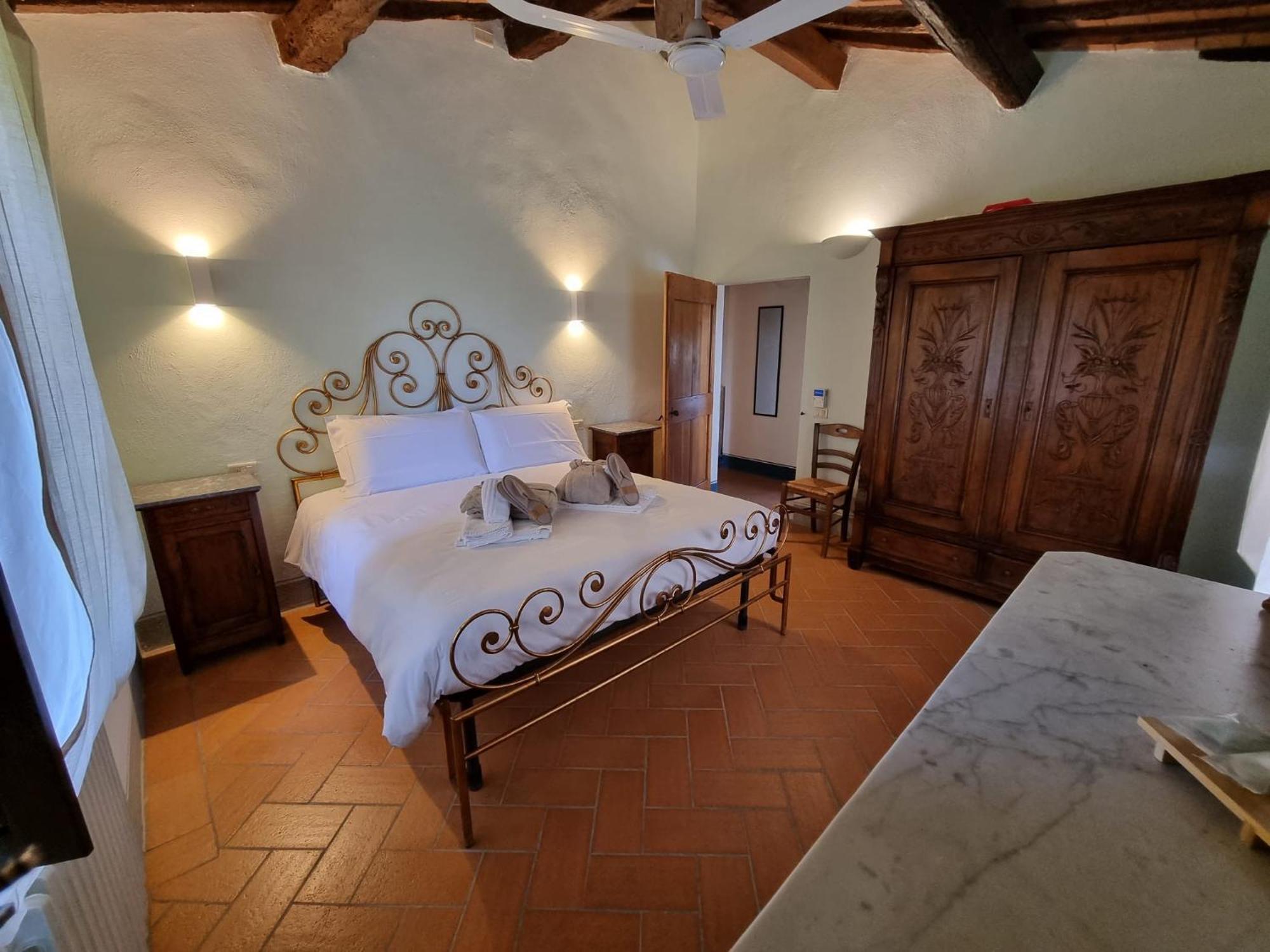 Agriturismo Le Sorbelle D'Orcia Con Piscina Pienza Zewnętrze zdjęcie