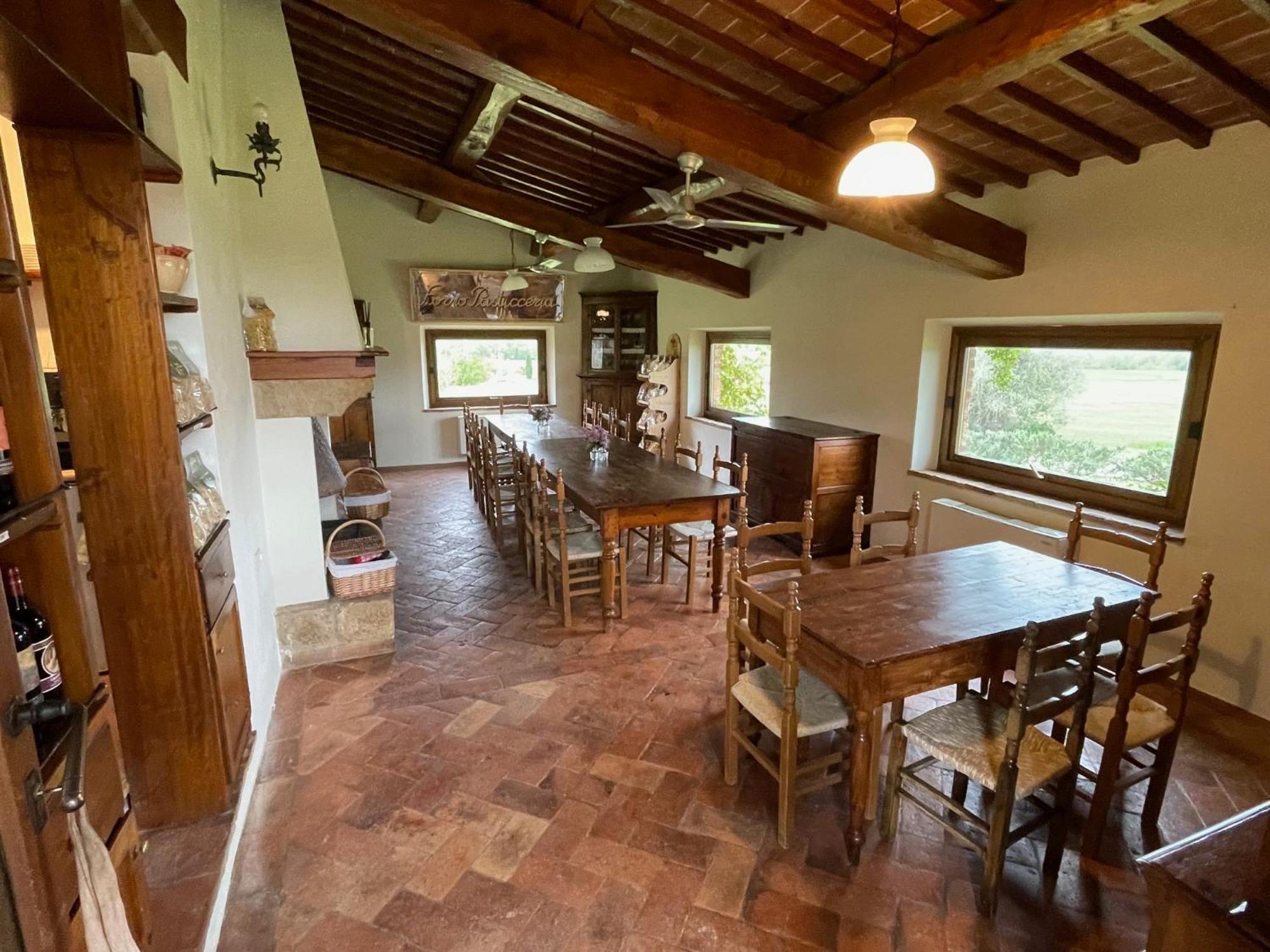 Agriturismo Le Sorbelle D'Orcia Con Piscina Pienza Zewnętrze zdjęcie