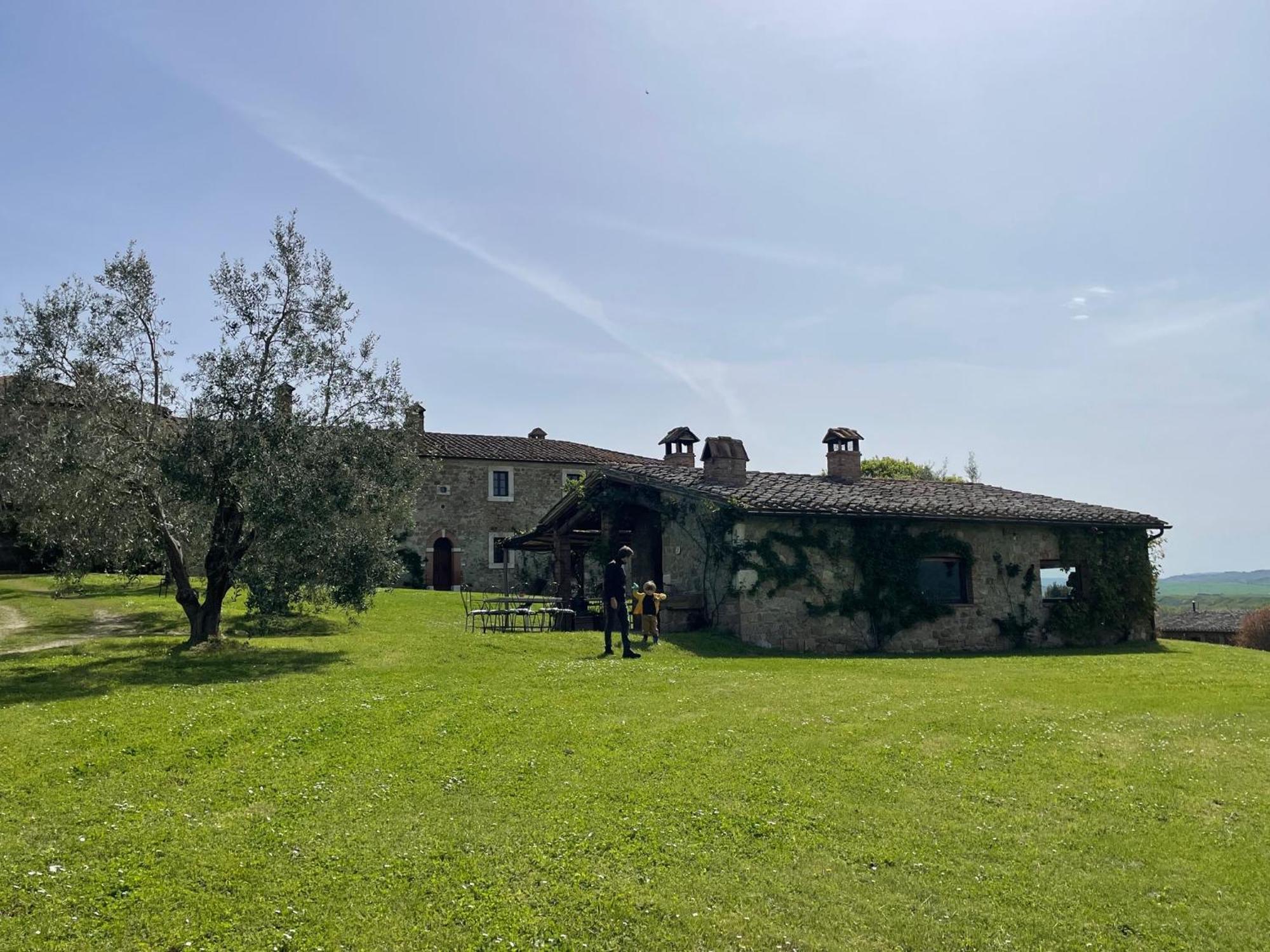 Agriturismo Le Sorbelle D'Orcia Con Piscina Pienza Zewnętrze zdjęcie