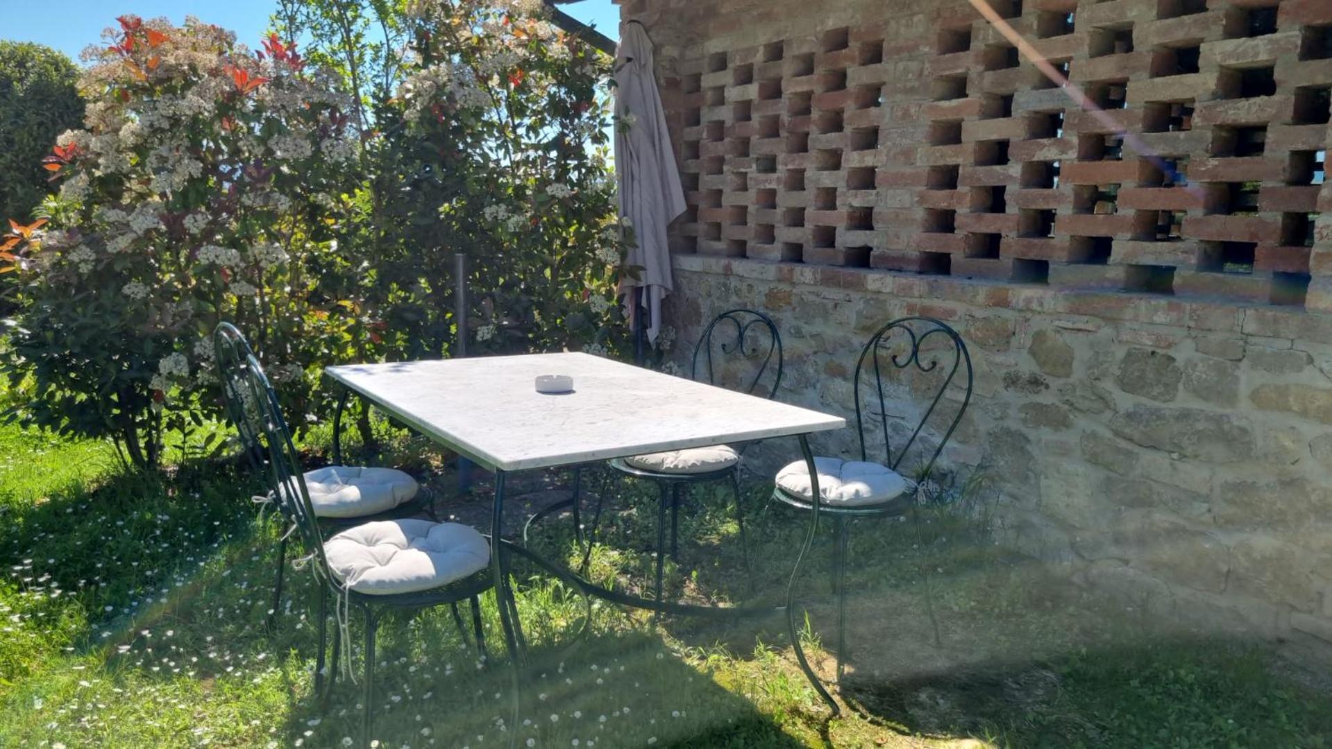 Agriturismo Le Sorbelle D'Orcia Con Piscina Pienza Zewnętrze zdjęcie